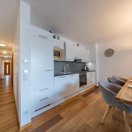 Residenz Wildkogelbahnen 5 Апартаменты *